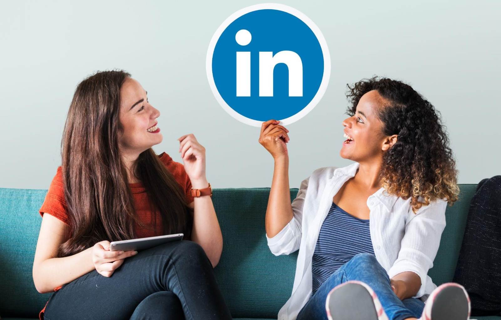 LinkedIn sales strategy and LinkedIn lead nurturing insights showing B2B lead generation ROI growth over time through targeted outreach campaigns.